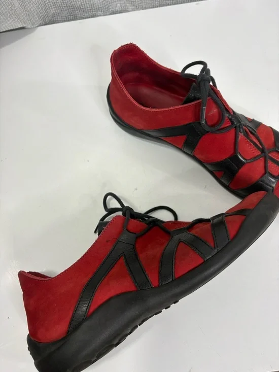 Arche Red Suede Lace-Up Flats with Black Straps size 40 / 9 - Picture 3 of 9